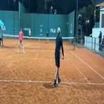 Naya, Tomas